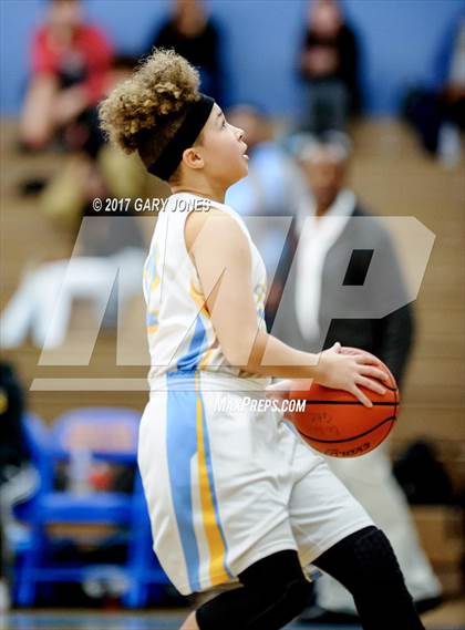 Thumbnail 1 in JV: Foothill @ Center photogallery.