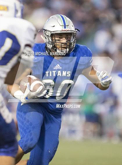 Thumbnail 1 in Grossmont @ Eastlake photogallery.
