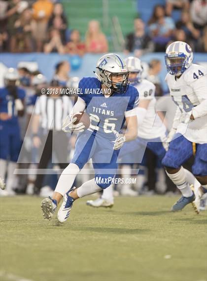 Thumbnail 2 in Grossmont @ Eastlake photogallery.