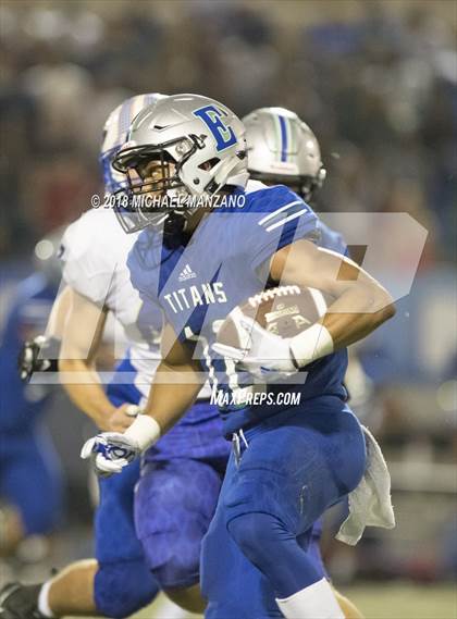 Thumbnail 1 in Grossmont @ Eastlake photogallery.