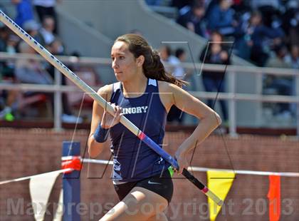 Thumbnail 2 in Penn Relays (Pole Vault) photogallery.