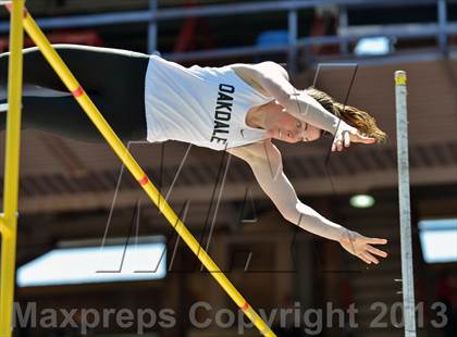 Thumbnail 3 in Penn Relays (Pole Vault) photogallery.