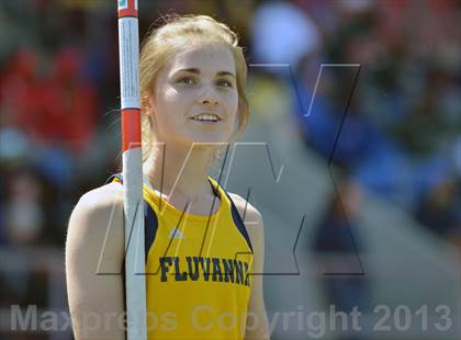 Thumbnail 1 in Penn Relays (Pole Vault) photogallery.