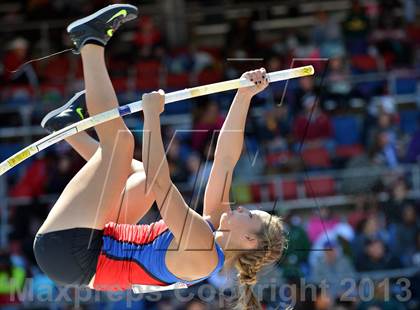 Thumbnail 3 in Penn Relays (Pole Vault) photogallery.
