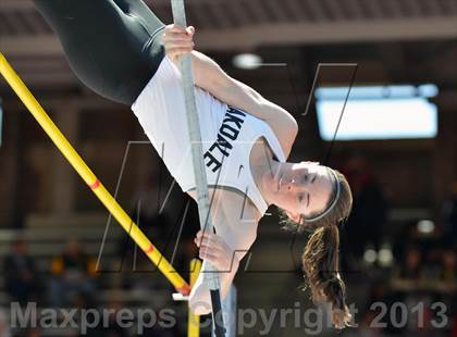 Thumbnail 1 in Penn Relays (Pole Vault) photogallery.