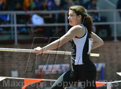Thumbnail 1 in Penn Relays (Pole Vault) photogallery.