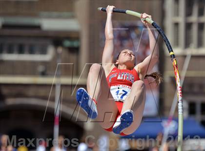 Thumbnail 2 in Penn Relays (Pole Vault) photogallery.