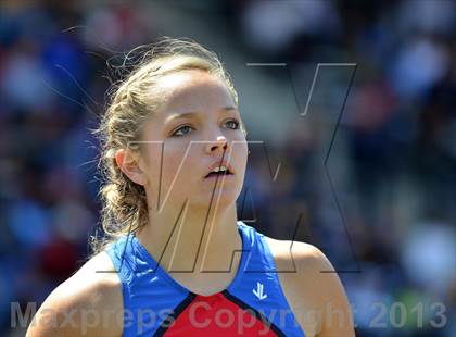 Thumbnail 2 in Penn Relays (Pole Vault) photogallery.
