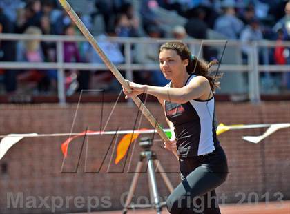 Thumbnail 1 in Penn Relays (Pole Vault) photogallery.