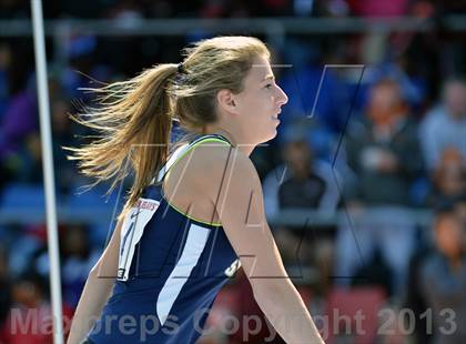 Thumbnail 2 in Penn Relays (Pole Vault) photogallery.
