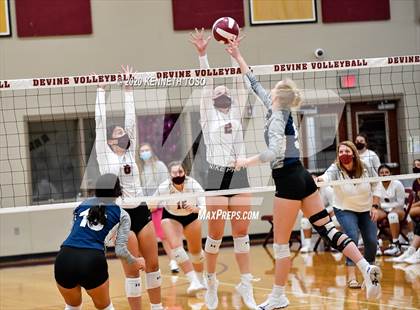 Thumbnail 2 in Hondo @ Devine photogallery.