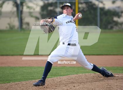 Thumbnail 2 in Elk Grove @ Oak Ridge photogallery.