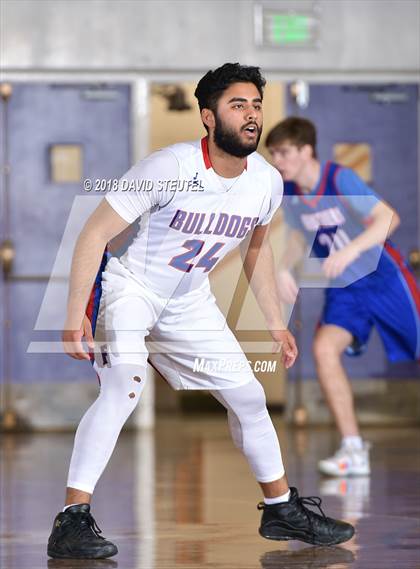 Thumbnail 3 in Christian Brothers vs. Folsom (St. Hope Elite Classic) photogallery.