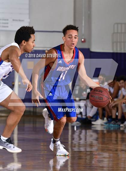 Thumbnail 2 in Christian Brothers vs. Folsom (St. Hope Elite Classic) photogallery.