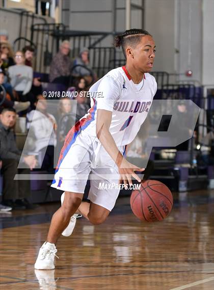 Thumbnail 3 in Christian Brothers vs. Folsom (St. Hope Elite Classic) photogallery.