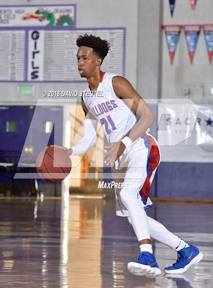 Thumbnail 2 in Christian Brothers vs. Folsom (St. Hope Elite Classic) photogallery.