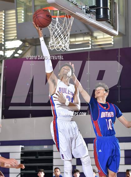 Thumbnail 2 in Christian Brothers vs. Folsom (St. Hope Elite Classic) photogallery.