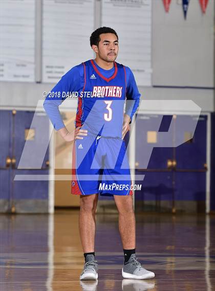 Thumbnail 2 in Christian Brothers vs. Folsom (St. Hope Elite Classic) photogallery.
