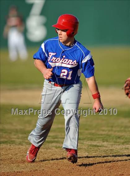 Thumbnail 3 in Naaman Forest vs. Trinity Christian (Carrollton Diamond Classic) photogallery.