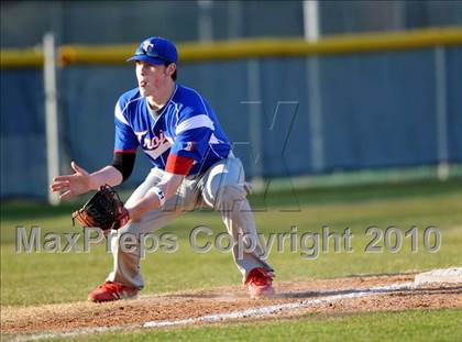 Thumbnail 2 in Naaman Forest vs. Trinity Christian (Carrollton Diamond Classic) photogallery.