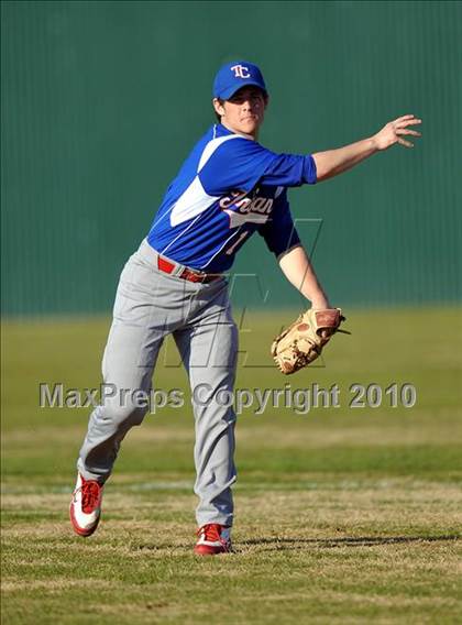 Thumbnail 3 in Naaman Forest vs. Trinity Christian (Carrollton Diamond Classic) photogallery.