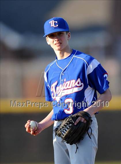 Thumbnail 3 in Naaman Forest vs. Trinity Christian (Carrollton Diamond Classic) photogallery.