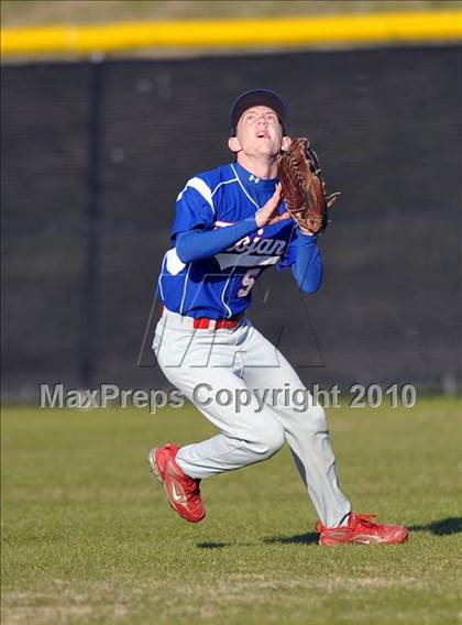 Thumbnail 1 in Naaman Forest vs. Trinity Christian (Carrollton Diamond Classic) photogallery.
