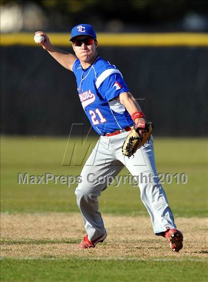 Thumbnail 3 in Naaman Forest vs. Trinity Christian (Carrollton Diamond Classic) photogallery.