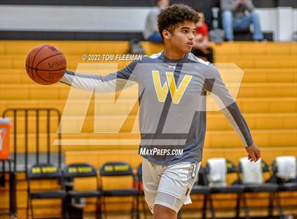 Thumbnail 2 in Lansing vs Shawnee Mission West (Mid-Season Tournament) photogallery.