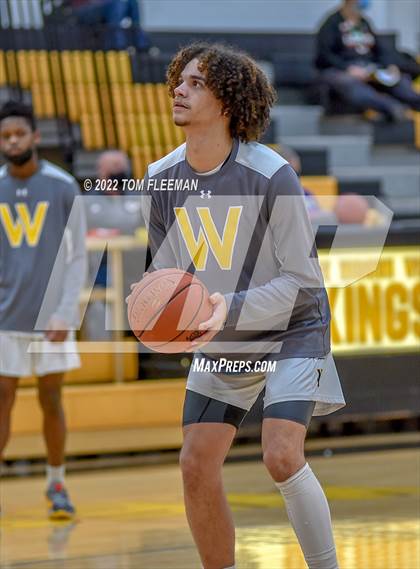 Thumbnail 1 in Lansing vs Shawnee Mission West (Mid-Season Tournament) photogallery.