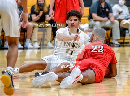 Thumbnail 2 in Lansing vs Shawnee Mission West (Mid-Season Tournament) photogallery.