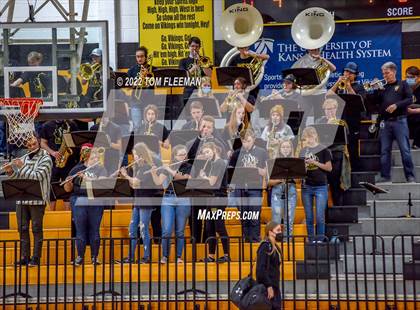 Thumbnail 1 in Lansing vs Shawnee Mission West (Mid-Season Tournament) photogallery.