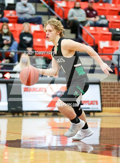 Thumbnail 3 in Poolville vs. Rio Vista (UIL 2A Bi-District Playoff) photogallery.