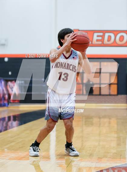 Thumbnail 1 in Poolville vs. Rio Vista (UIL 2A Bi-District Playoff) photogallery.