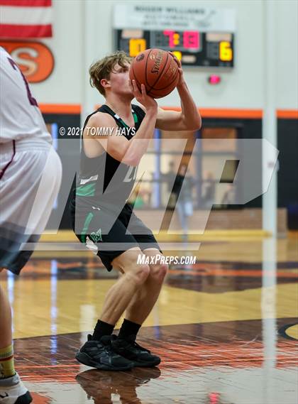 Thumbnail 1 in Poolville vs. Rio Vista (UIL 2A Bi-District Playoff) photogallery.
