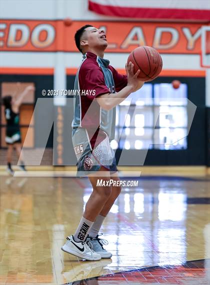Thumbnail 2 in Poolville vs. Rio Vista (UIL 2A Bi-District Playoff) photogallery.