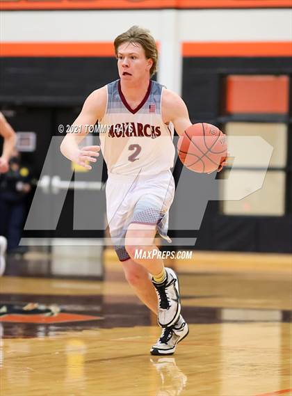 Thumbnail 3 in Poolville vs. Rio Vista (UIL 2A Bi-District Playoff) photogallery.