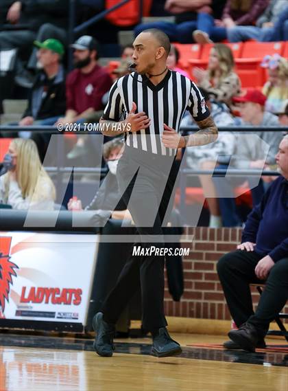Thumbnail 2 in Poolville vs. Rio Vista (UIL 2A Bi-District Playoff) photogallery.