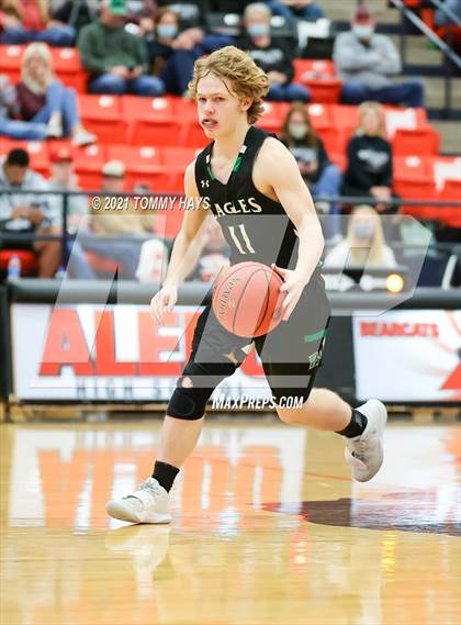Thumbnail 2 in Poolville vs. Rio Vista (UIL 2A Bi-District Playoff) photogallery.