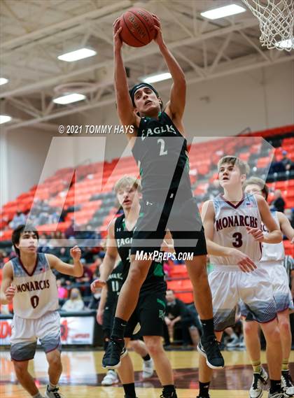 Thumbnail 3 in Poolville vs. Rio Vista (UIL 2A Bi-District Playoff) photogallery.