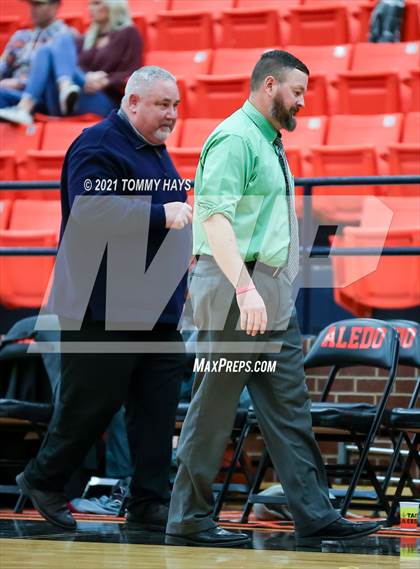 Thumbnail 3 in Poolville vs. Rio Vista (UIL 2A Bi-District Playoff) photogallery.