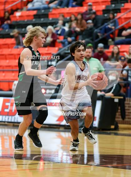 Thumbnail 1 in Poolville vs. Rio Vista (UIL 2A Bi-District Playoff) photogallery.