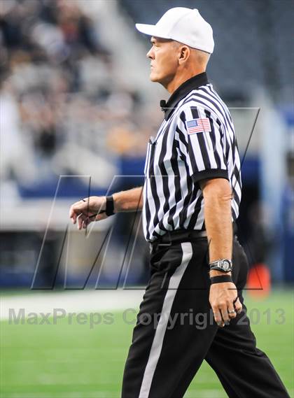 Thumbnail 1 in Highland Park vs Mansfield Legacy (UIL 4A Regional Playoff) photogallery.