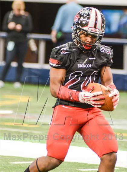 Thumbnail 2 in Highland Park vs Mansfield Legacy (UIL 4A Regional Playoff) photogallery.