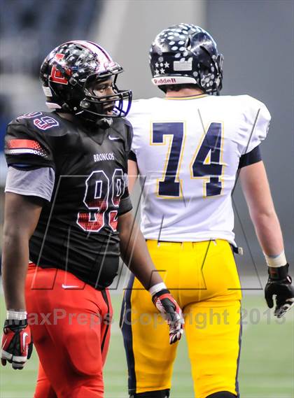 Thumbnail 3 in Highland Park vs Mansfield Legacy (UIL 4A Regional Playoff) photogallery.