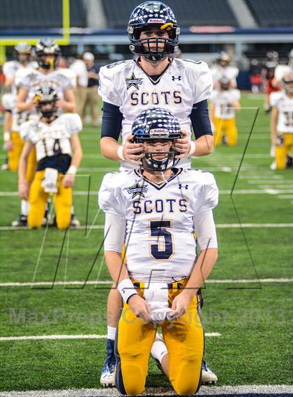 Thumbnail 1 in Highland Park vs Mansfield Legacy (UIL 4A Regional Playoff) photogallery.