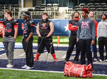 Thumbnail 1 in Highland Park vs Mansfield Legacy (UIL 4A Regional Playoff) photogallery.