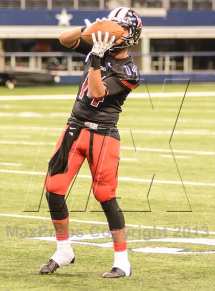 Thumbnail 1 in Highland Park vs Mansfield Legacy (UIL 4A Regional Playoff) photogallery.