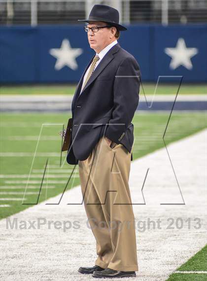 Thumbnail 2 in Highland Park vs Mansfield Legacy (UIL 4A Regional Playoff) photogallery.