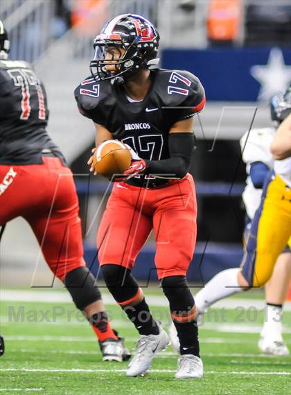 Thumbnail 3 in Highland Park vs Mansfield Legacy (UIL 4A Regional Playoff) photogallery.